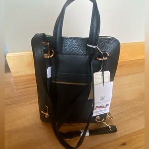 Divina Firenze made in Italy solid black leather backpack purse